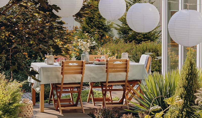 Przygotuj swój taras lub ogród na jesienne spotkania